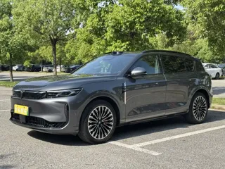Voyah Free 2025 купить из Китая, цена 5 677 000 ₽ — Suifenhe Auto