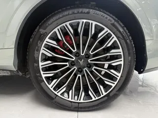 Voyah Free 2025 купить из Китая, цена 5 932 000 ₽ — Suifenhe Auto