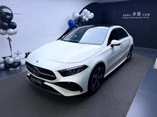 Mercedes-Benz A 2024 купить из Китая, цена 3 715 000 ₽ — Suifenhe Auto