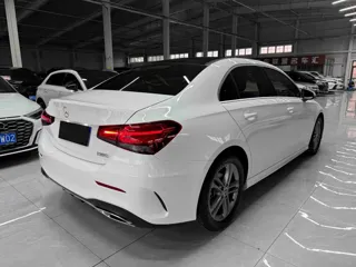 Mercedes-Benz A 2023 купить из Китая, цена 2 344 000 ₽ — Suifenhe Auto
