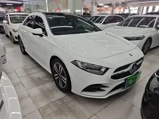 Mercedes-Benz A 2019 купить из Китая, цена 1 707 000 ₽ — Suifenhe Auto