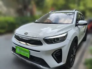 Kia Stonic 2020 купить из Китая, цена 1 247 000 ₽ — Suifenhe Auto