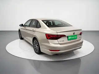 Volkswagen Sagitar 2019 купить из Китая, цена 1 348 000 ₽ — Suifenhe Auto