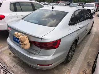 Volkswagen Sagitar 2020 купить из Китая, цена 1 559 000 ₽ — Suifenhe Auto
