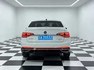 Volkswagen Sagitar 2022 купить из Китая, цена 1 845 000 ₽ — Suifenhe Auto