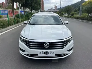 Volkswagen Sagitar 2022 купить из Китая, цена 1 406 000 ₽ — Suifenhe Auto