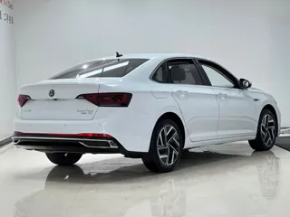 Volkswagen Sagitar 2022 купить из Китая, цена 1 832 000 ₽ — Suifenhe Auto