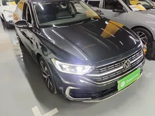 Volkswagen Sagitar 2024 купить из Китая, цена 3 168 000 ₽ — Suifenhe Auto