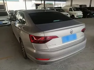 Volkswagen Sagitar 2019 купить из Китая, цена 1 295 000 ₽ — Suifenhe Auto