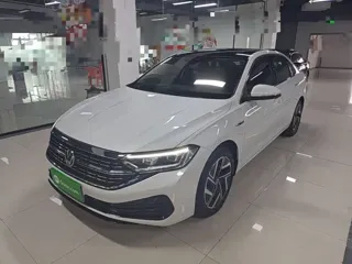 Volkswagen Sagitar 2022 купить из Китая, цена 1 578 000 ₽ — Suifenhe Auto