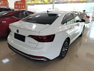 Volkswagen Sagitar 2026 купить из Китая, цена 2 016 000 ₽ — Suifenhe Auto