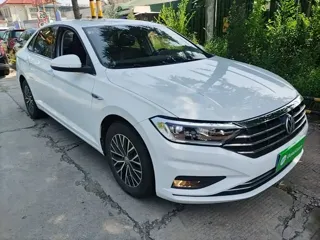 Volkswagen Sagitar 2020 купить из Китая, цена 1 352 000 ₽ — Suifenhe Auto