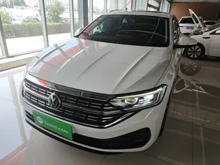 Volkswagen Sagitar 2023 купить из Китая, цена 1 527 000 ₽ — Suifenhe Auto