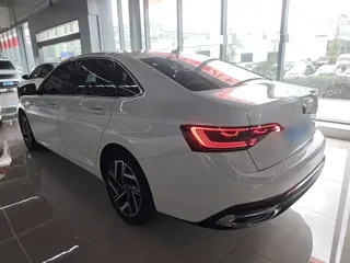 Volkswagen Sagitar 2023 купить из Китая, цена 1 527 000 ₽ — Suifenhe Auto