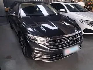 Volkswagen Sagitar 2022 купить из Китая, цена 1 608 000 ₽ — Suifenhe Auto