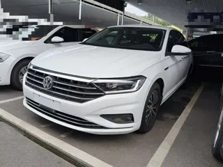 Volkswagen Sagitar 2020 купить из Китая, цена 1 365 000 ₽ — Suifenhe Auto