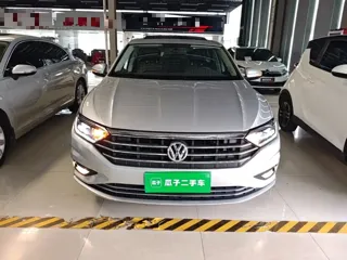 Volkswagen Sagitar 2022 купить из Китая, цена 1 304 000 ₽ — Suifenhe Auto