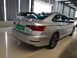 Volkswagen Sagitar 2022 купить из Китая, цена 1 304 000 ₽ — Suifenhe Auto
