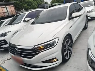 Volkswagen Sagitar 2021 купить из Китая, цена 1 710 000 ₽ — Suifenhe Auto