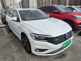 Volkswagen Sagitar 2022 купить из Китая, цена 1 504 000 ₽ — Suifenhe Auto