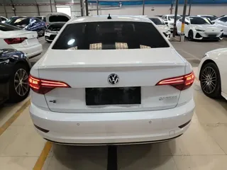 Volkswagen Sagitar 2022 купить из Китая, цена 1 444 000 ₽ — Suifenhe Auto