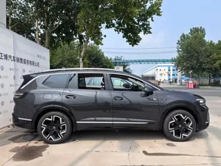 Volkswagen Talagon 2025 купить из Китая, цена 6 471 000 ₽ — Suifenhe Auto
