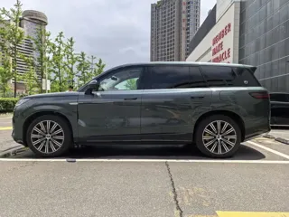 Denza N9 2026 купить из Китая, цена 9 070 000 ₽ — Suifenhe Auto