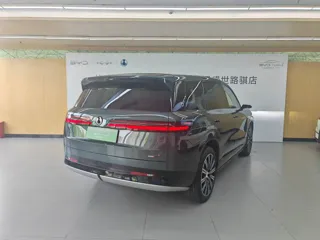Denza N9 2025 купить из Китая, цена 9 392 000 ₽ — Suifenhe Auto