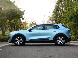 Deepal S05 2024 купить из Китая, цена 3 350 000 ₽ — Suifenhe Auto