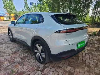 Deepal S05 2024 купить из Китая, цена 3 354 000 ₽ — Suifenhe Auto