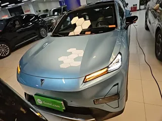 Deepal S05 2024 купить из Китая, цена 3 403 000 ₽ — Suifenhe Auto