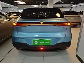 Deepal S05 2024 купить из Китая, цена 3 403 000 ₽ — Suifenhe Auto