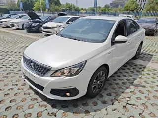 Peugeot 308 2019 купить из Китая, цена 1 055 000 ₽ — Suifenhe Auto