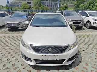 Peugeot 308 2019 купить из Китая, цена 1 055 000 ₽ — Suifenhe Auto