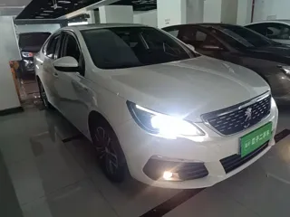 Peugeot 308 2019 купить из Китая, цена 970 000 ₽ — Suifenhe Auto