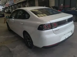 Peugeot 308 2018 купить из Китая, цена 1 265 000 ₽ — Suifenhe Auto