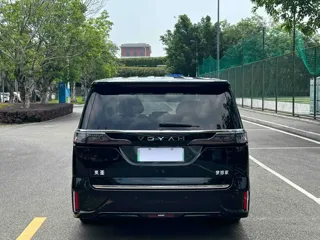 Voyah Dreamer 2024 купить из Китая, цена 6 060 000 ₽ — Suifenhe Auto