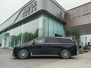 Voyah Dreamer 2024 купить из Китая, цена 6 443 000 ₽ — Suifenhe Auto