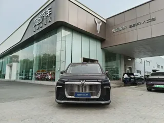 Voyah Dreamer 2025 купить из Китая, цена 8 798 000 ₽ — Suifenhe Auto