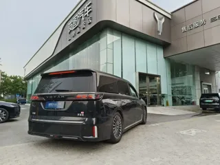 Voyah Dreamer 2025 купить из Китая, цена 8 798 000 ₽ — Suifenhe Auto