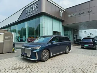 Voyah Dreamer 2025 купить из Китая, цена 6 658 000 ₽ — Suifenhe Auto