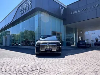 Voyah Dreamer 2025 купить из Китая, цена 8 821 000 ₽ — Suifenhe Auto