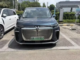 Voyah Dreamer 2025 купить из Китая, цена 6 753 000 ₽ — Suifenhe Auto