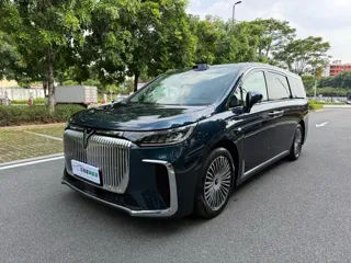 Voyah Dreamer 2025 купить из Китая, цена 6 788 000 ₽ — Suifenhe Auto