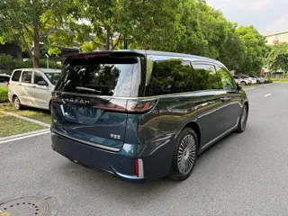 Voyah Dreamer 2025 купить из Китая, цена 6 788 000 ₽ — Suifenhe Auto
