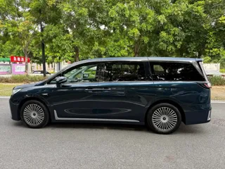 Voyah Dreamer 2024 купить из Китая, цена 7 037 000 ₽ — Suifenhe Auto