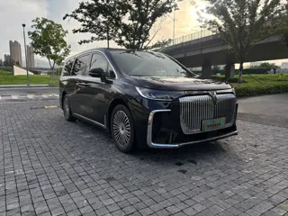 Voyah Dreamer 2026 купить из Китая, цена 6 386 000 ₽ — Suifenhe Auto