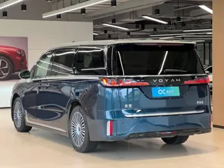 Voyah Dreamer 2025 купить из Китая, цена 6 958 000 ₽ — Suifenhe Auto
