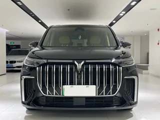 Voyah Dreamer 2024 купить из Китая, цена 5 466 000 ₽ — Suifenhe Auto