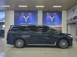 Voyah Dreamer 2024 купить из Китая, цена 6 271 000 ₽ — Suifenhe Auto